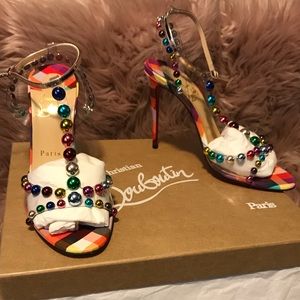 Christian Louboutin shoes (Faridaravie) size 38.5